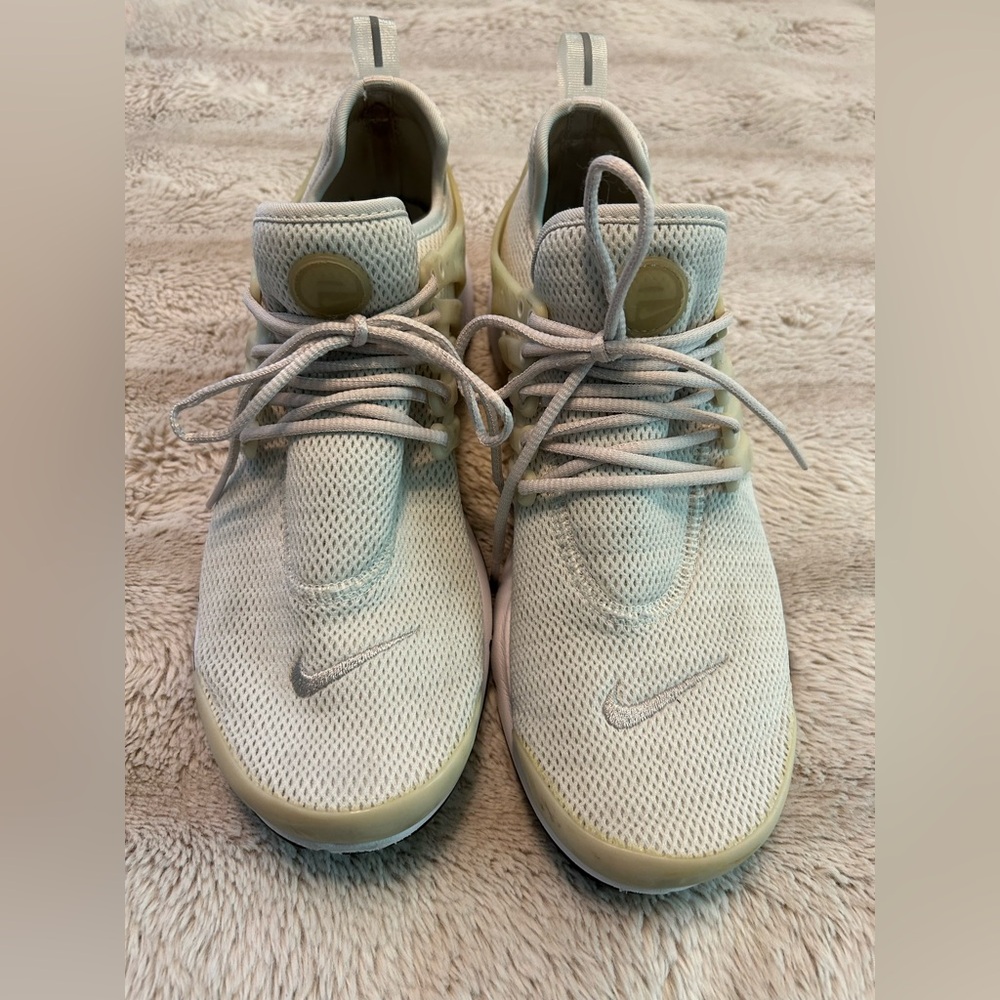 Nike Prestos